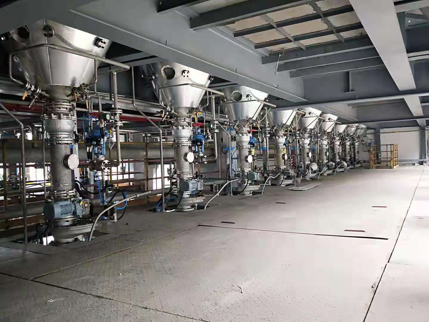  新能源正壓密相輸送系統工程（能源巨頭）